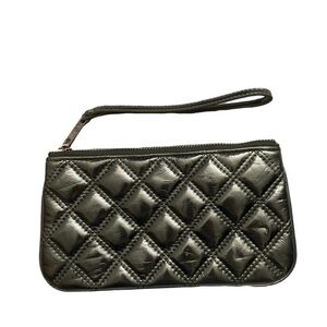 Marc jacobs metallic quilted wristlet bag